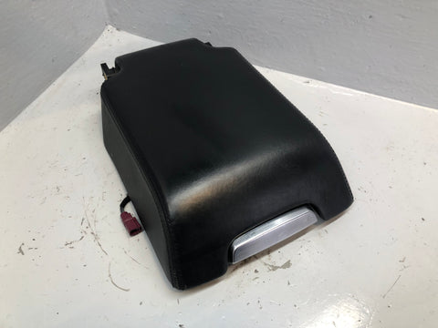 Discovery 3 Centre Console Lid Armrest Leather Land Rover L07106