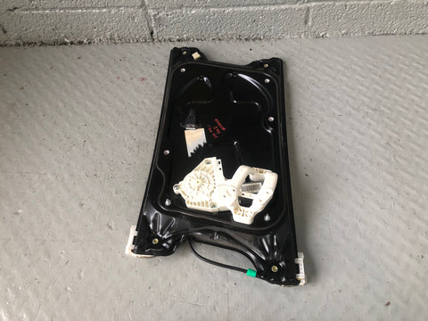Discovery 4 Window Regulator Motor Near Side Front Land Rover 2014 to 2016