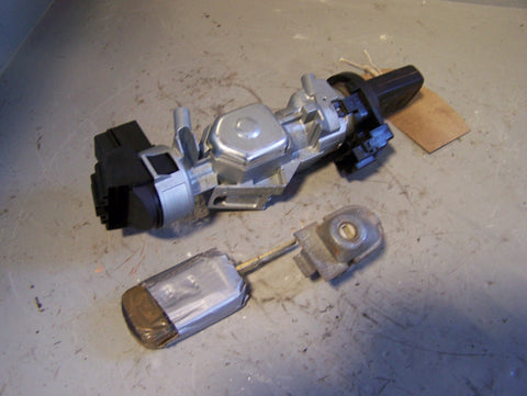 Discovery 3 Lock Set Ignition Barrel Lock with 2 x Keys Fob Land Rover L04075