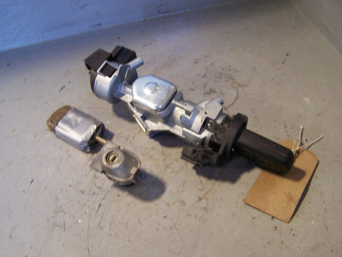 Discovery 3 Lock Set Ignition Barrel Lock with 2 x Keys Fob Land Rover L04075