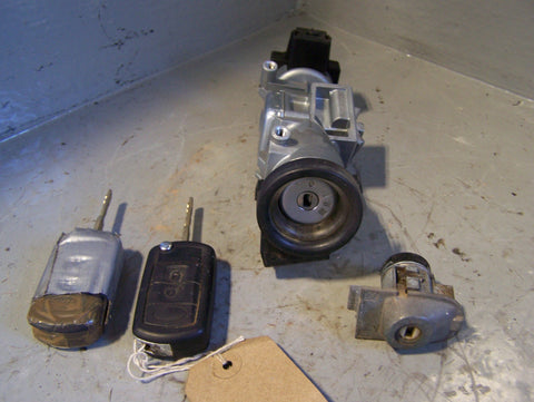 Discovery 3 Lock Set Ignition Barrel Lock with 2 x Keys Fob Land Rover L04075