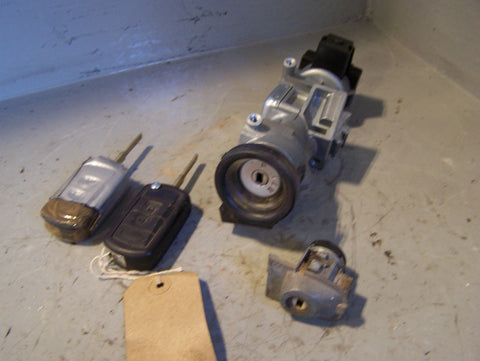 Discovery 3 Lock Set Ignition Barrel Lock with 2 x Keys Fob Land Rover L04075