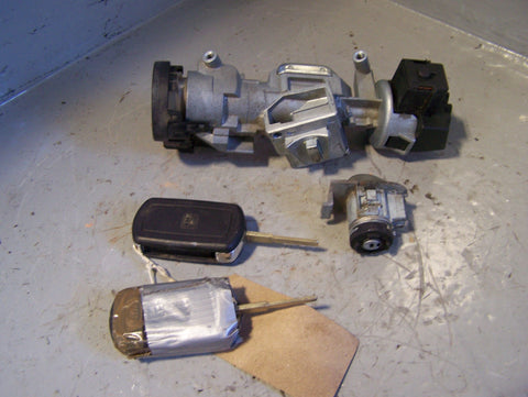 Discovery 3 Lock Set Ignition Barrel Lock with 2 x Keys Fob Land Rover L04075