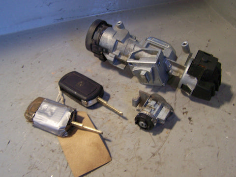 Discovery 3 Lock Set Ignition Barrel Lock with 2 x Keys Fob Land Rover L04075