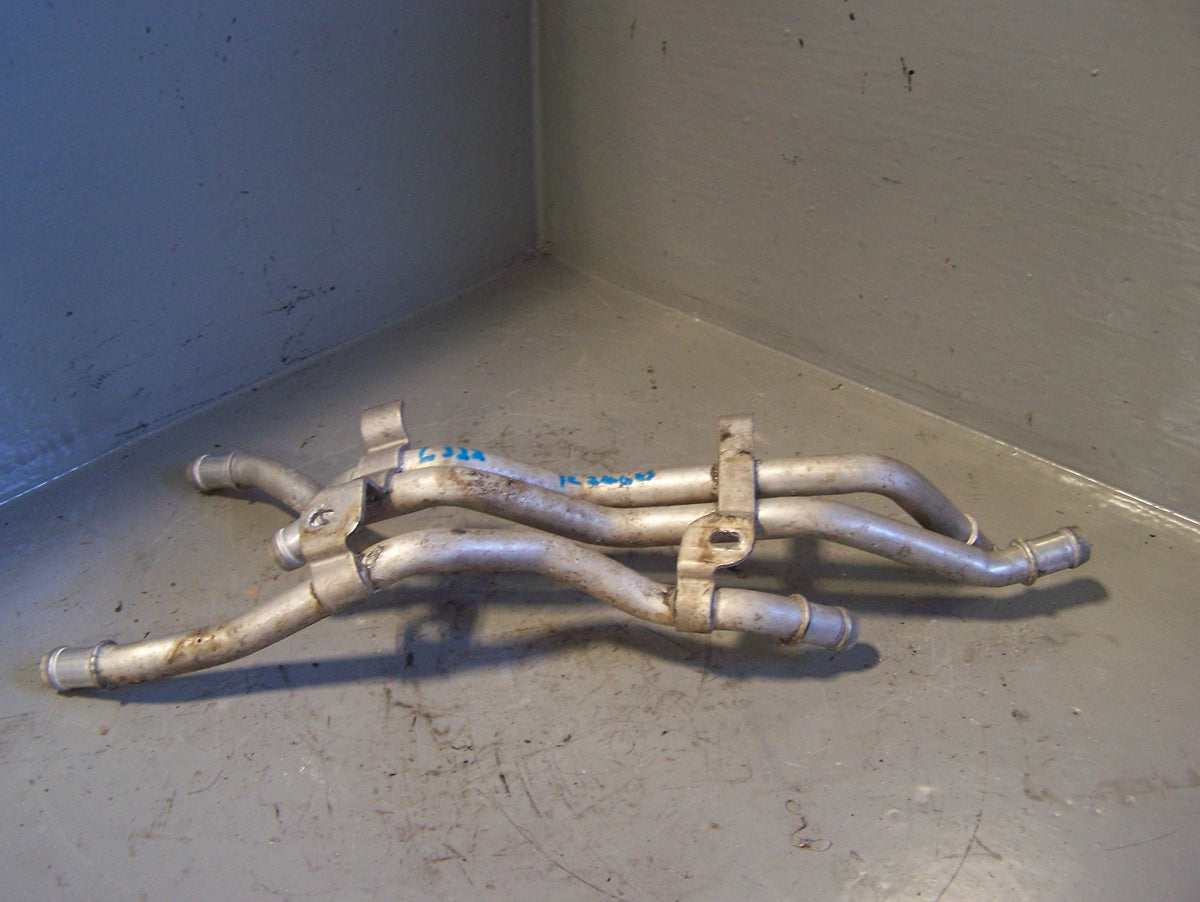 Range Rover L322 Coolant Water Valve Pipe Metal 7H42-8K520-TA 2006 to 2013