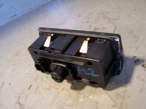 Freelander 2 Headlight Switch HSE 6G9N-13A024-HE Land Rover 2006 to 2011