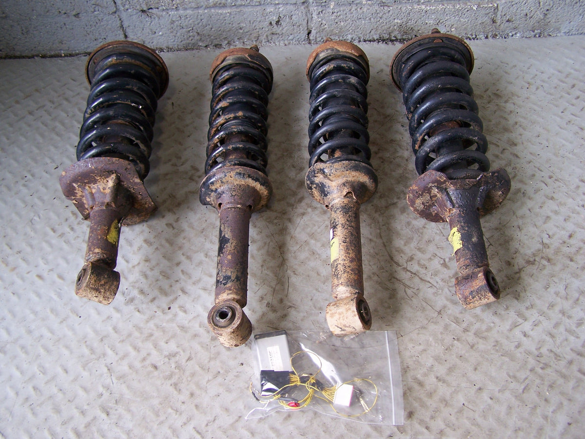 Discovery 3 Coil Shock Set x4 Springs Conversion Dunlop 03139A Land Rover L04075