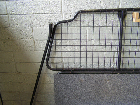 Discovery 3  Bulkhead Commercial with Fittings Genuine Land Rover 2004 to 2009