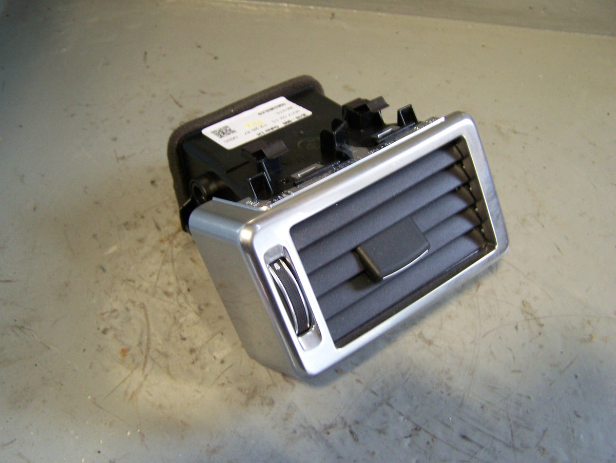 Discovery Sport Air Vent Dashboard Near Side Left L550 Land Rover 2014 to 2019