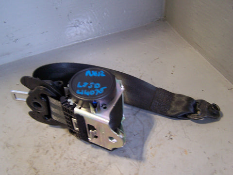 Discovery Sport Seat Belt Near Side Rear Middle Row L550 Land Rover 2014 to 2019