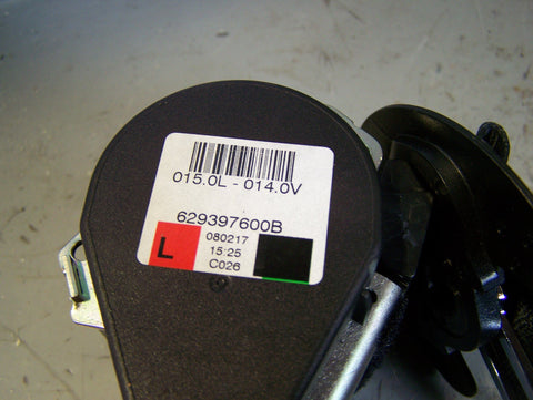 Discovery Sport Seat Belt Near Side Rear Middle Row L550 Land Rover 2014 to 2019