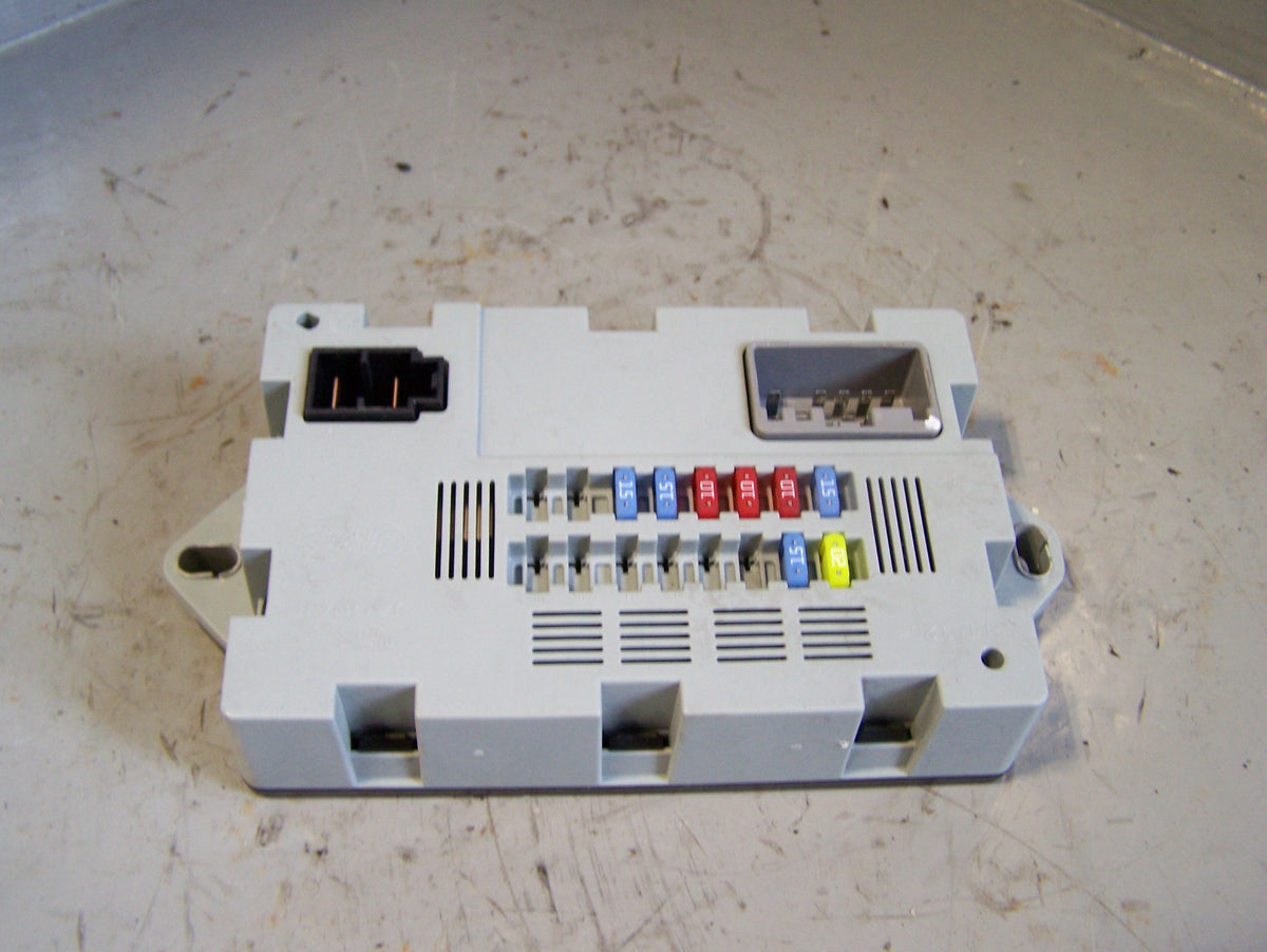 Discovery Sport Fuse Box Rear CPLA-14Q073-AA L550 Land Rover 2014 to 2019