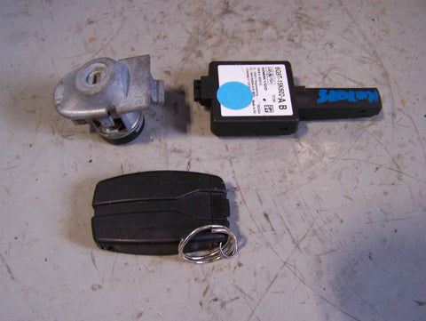 Freelander 2 x 1 Key Door Lock and Reciever Land Rover 2006 to 2015 R07075