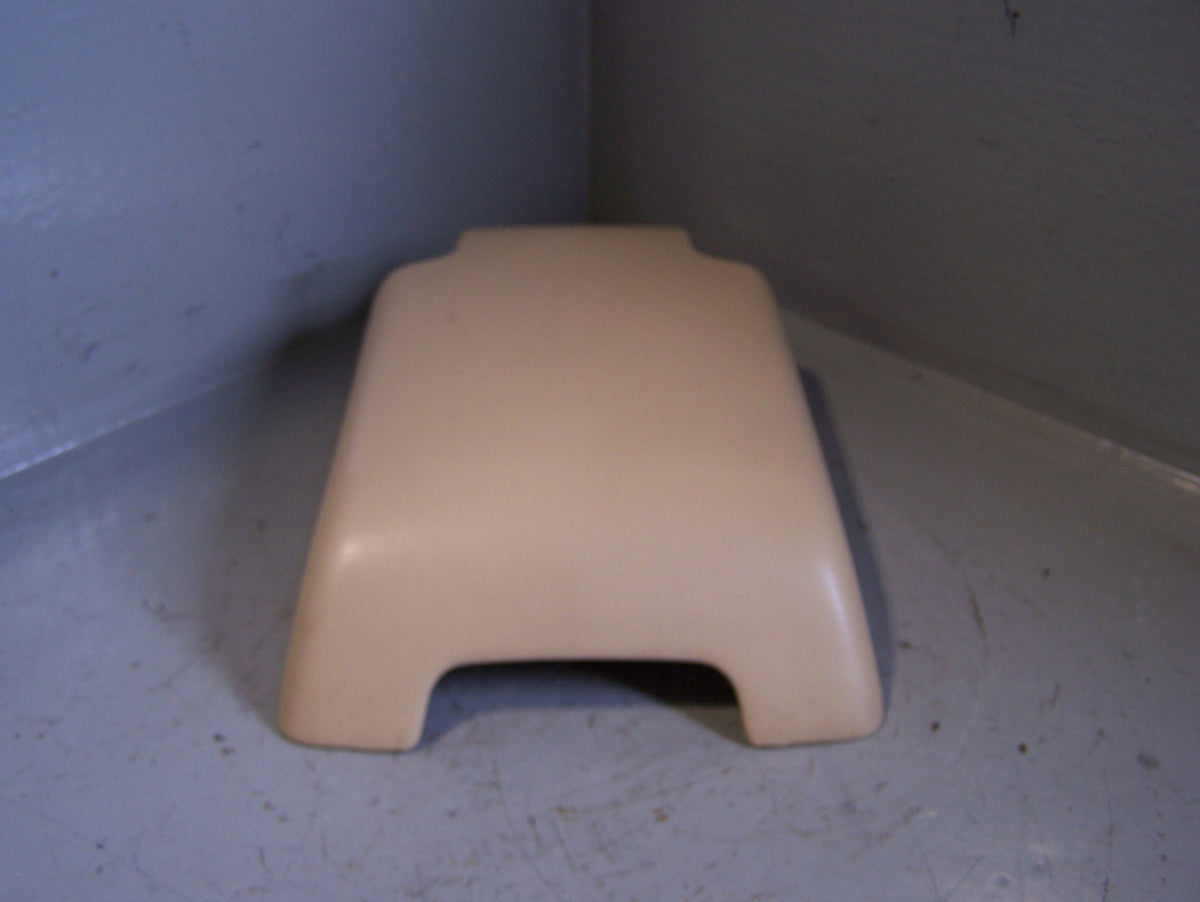Range Rover Sport Armrest Centre Console Lid Leather in Alpaca L320 K10075