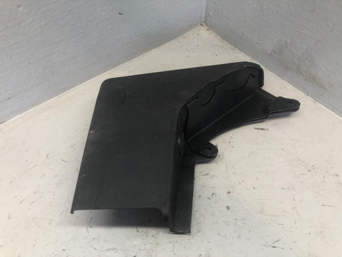 Discovery 4 Mud Flap Guard Near Side Front Genuine Land Rover CAS000114