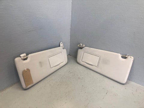 Freelander 2 Sun Visors with Mirrors Front Pair Land Rover 2006 to 2011 J07076