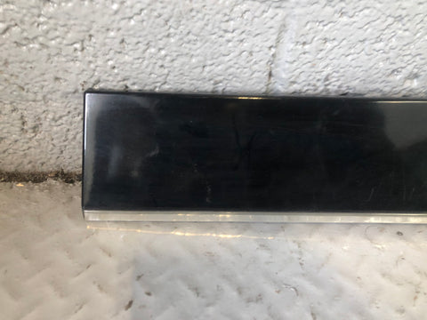 Discovery 3 Tailgate Trim External Lower Java Black DGP000184 Land Rover