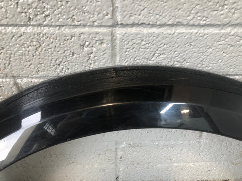 Discovery 4 Wheel Arch Trim Front Off Side Santorini Black Land Rover D27056