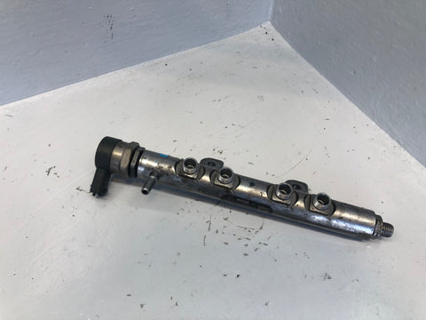 Fuel Rail Near Side 3.0 SDV6 CK5Q-9D280-AB Range Rover L405 Sport L494