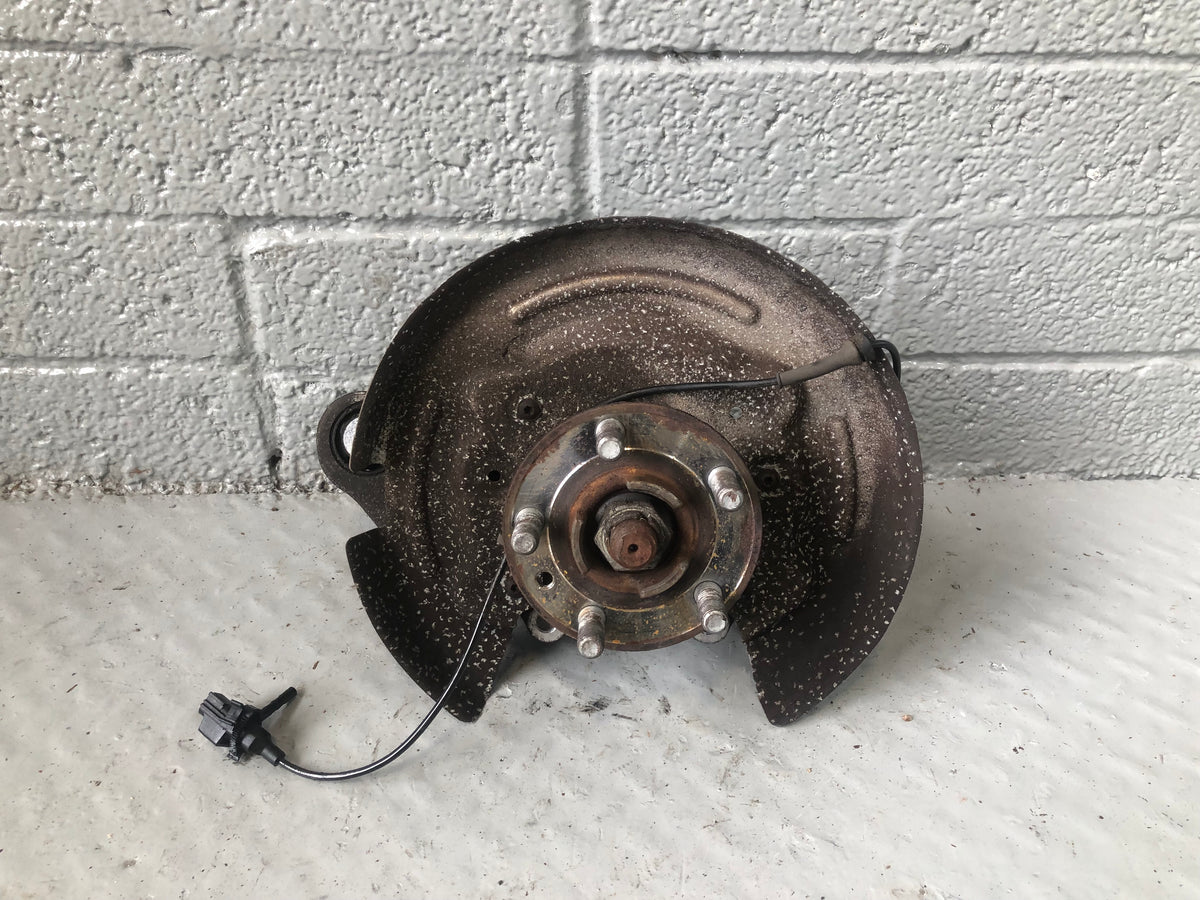 Range Rover Evoque Rear Hub Near Side Assembly Shield FWD L538 L03066