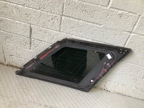 Range Rover Sport Glass Near Side Rear Quarter Panel Window L494 2014 to 2022