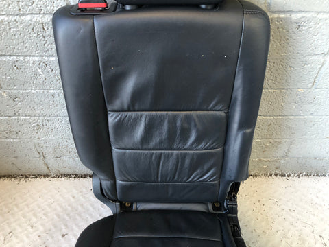 Discovery 3 Seats Rear Middle Row in Soft Black Leather Land Rover 2004 to 2009