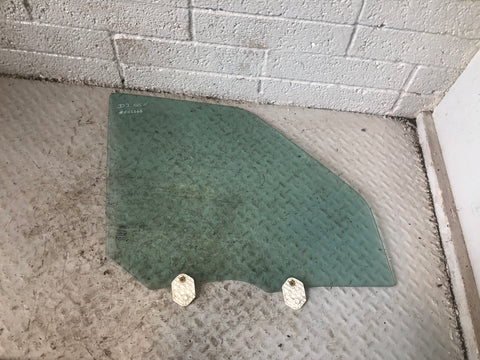 Discovery 3 Window Glass Off Side Front Land Rover 2004 to 2009 K02066