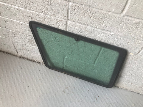 Discovery 2 Window Glass Quarter Off Side Rear Land Rover 1998 to 2004