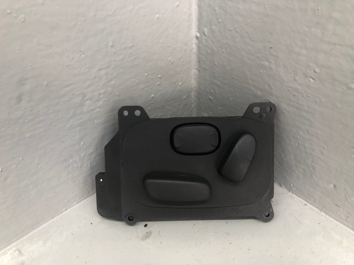 Range Rover Evoque Seat Adjust Switch Panel Near Side Front BJ32-14B566-AA L538