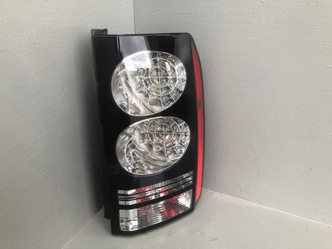 Discovery 4 Rear Light Off Side Right Tail Lamp L319 Land Rover 2014 to 2016