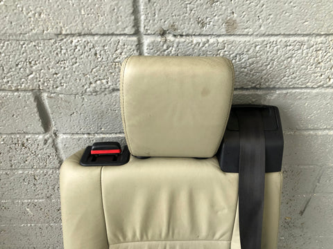 Discovery 4 Seats Rear 2nd Second Row in Almond Land Rover 2009 to 2016 J26086