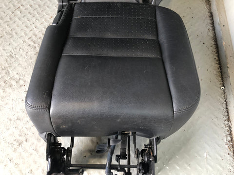 Discovery 3 Seats Rear Middle Row in Black Land Rover 2004 to 2009 J17076