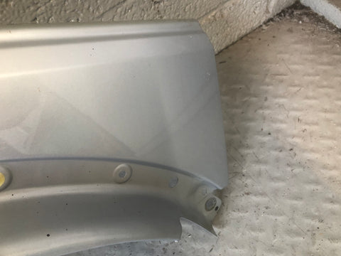 Discovery 4 Wing Off Side Front Zermatt Silver Land Rover 2009 to 2016 L10076
