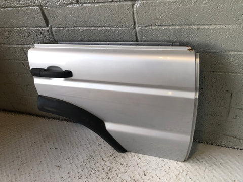 Discovery 2 Door Off Side Rear Zambesi Silver Land Rover 1998 to 2004 L14106