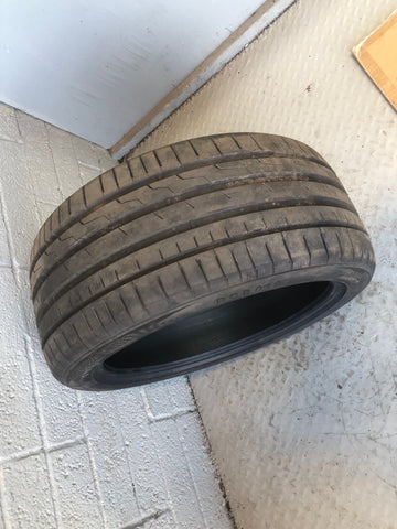 Churchill Part Worn Tyre 275/40ZR20 5mm Tread 275 40 20 D17066B