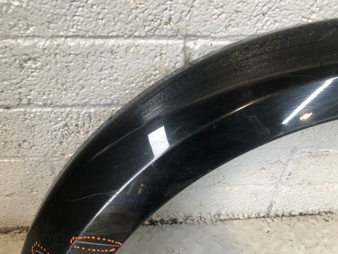 Discovery 4 Wheel Arch Trim Front Off Side Santorini Black Land Rover D27056