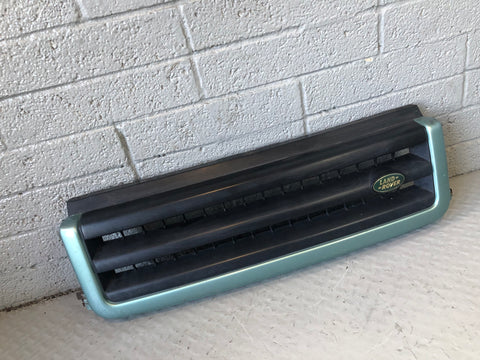 Discovery 2 Front Grille Pre-Facelift Charleston Green Land Rover L20076