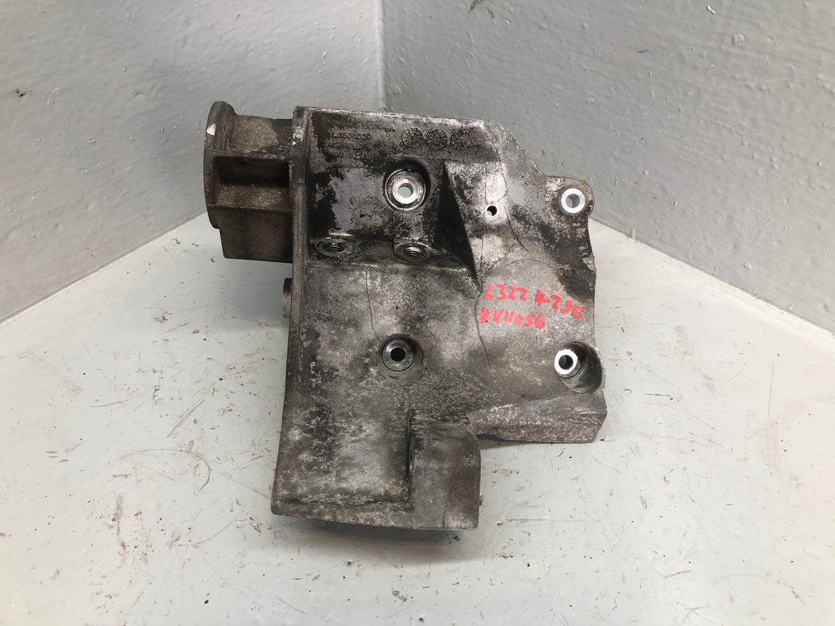 Range Rover L322 Alternator Bracket Mount 4.2 V8 Supercharged YLU500320