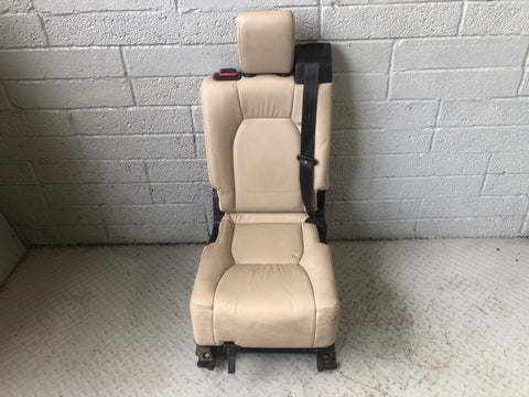Discovery 4 Seats Leather Electric x 5 in Almond Land Rover 2009 to 2014 D13086