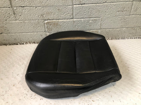 Discovery 3 Seat Base Near Side Front Soft Black Leather Land Rover L07106