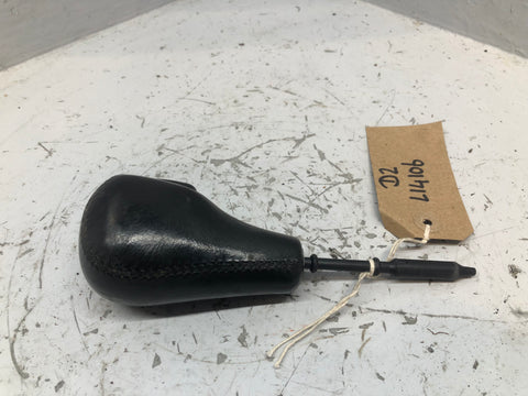 Discovery 2 Gear Selector Knob Auto Black Leather Land Rover 1998 to 2004