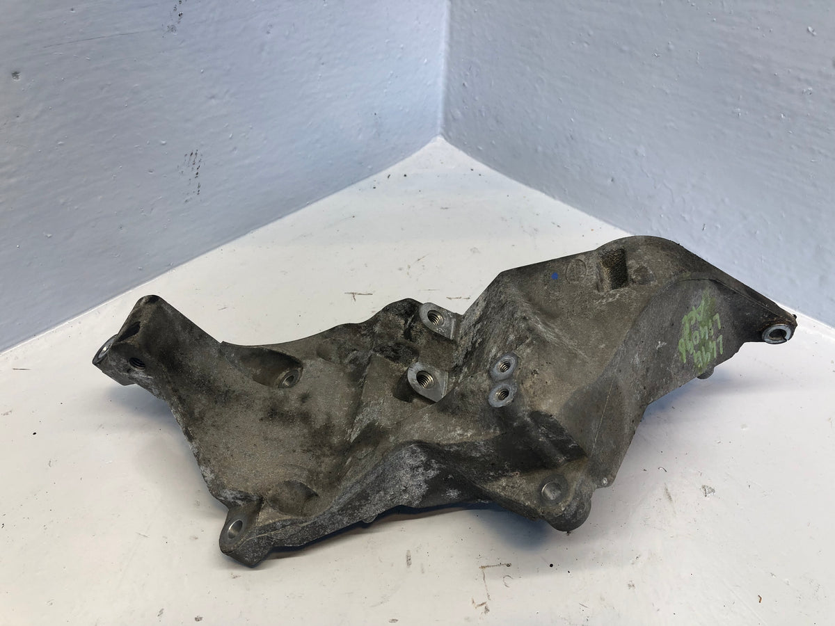 Alternator Bracket Mount 3.0 TDV6 CPLA-10239-AB Range Rover L405 Sport L494