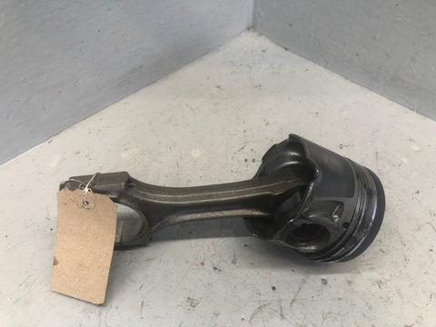 2.2 TD4 224DT Piston and Con Rod Land Rover Freelander 2 Range Rover Evoque