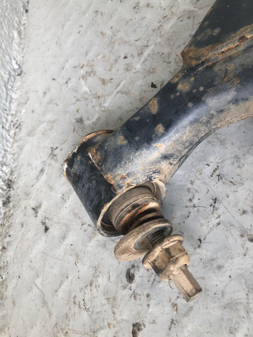 Discovery 4 Control Arm Front Lower Suspension Near Side With Bolts 2009 to 2014