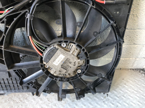 Range Rover L405 Fan Radiator Cooling 4.4 SDV8 CPLA-8146-AE 2013 to 2017