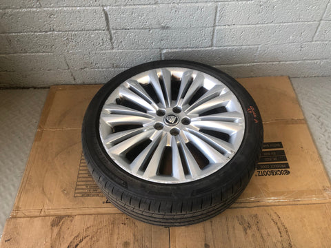 Jaguar XF Alloy Wheels and Tyres 19" x4 245/40ZR19 2008 to 2015 L26066