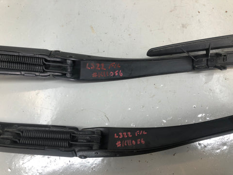 Range Rover L322 Front Windscreen Wiper Arms Pair 2010 to 2013