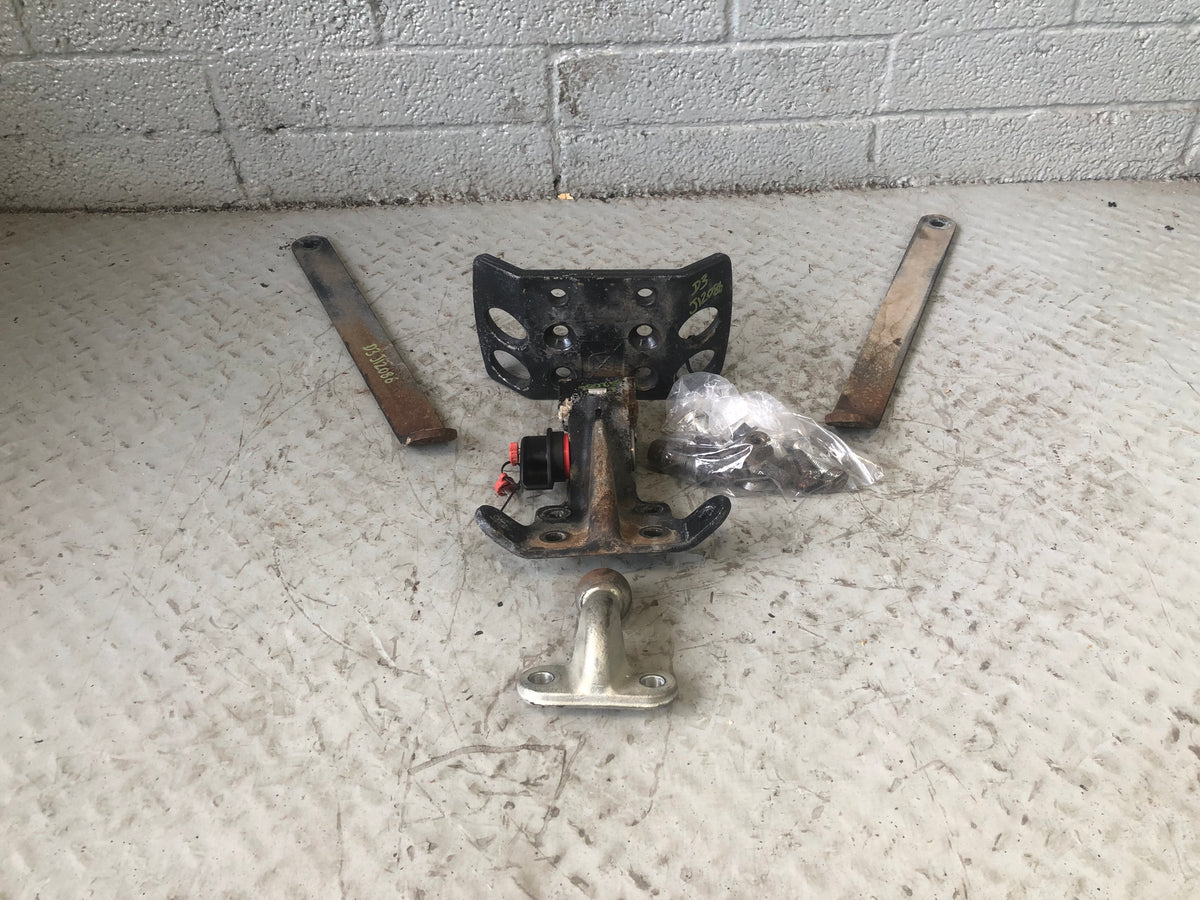 Discovery 3 4 Tow Bar Ball Land Rover Fixed 2004 to 2016 J12086