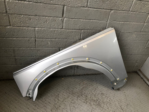 Discovery 3 Wing Near Side Front Zermatt Silver Land Rover 2004 to 2009 L03096