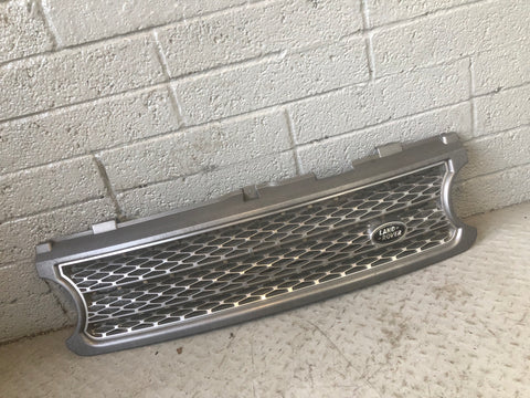 Range Rover L322 Grille Front Facelift Grey Land Rover 2006 to 2010 D01076